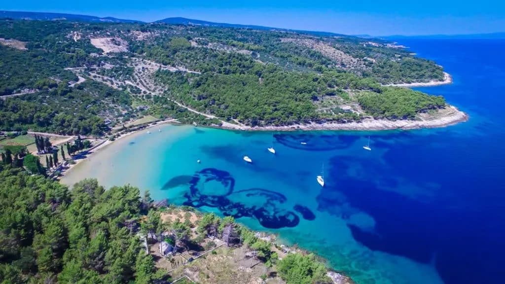 Lovrecina-Bay-Beach-Sandy-Beach-Brac-Island-9-1024x576